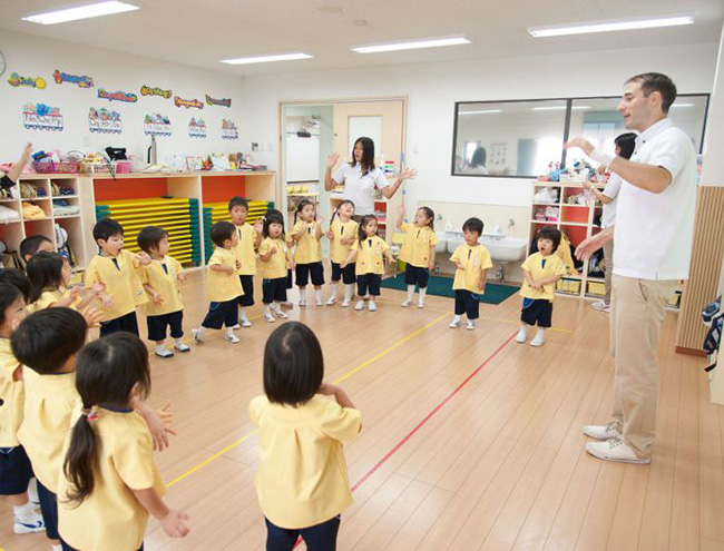 trường mầm non tư thục 