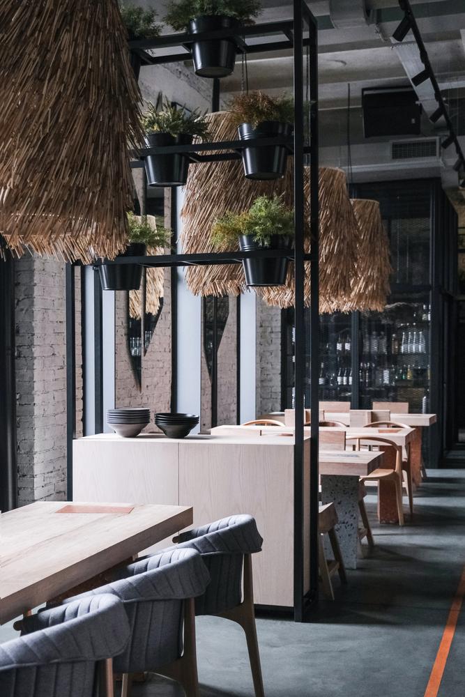 thiết kế thi công nội thất nhà hàng 