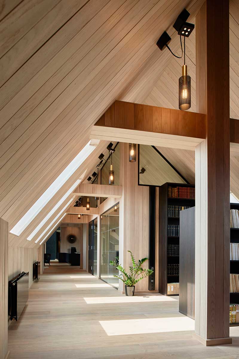 thiết kế thi công văn phòng công ty luật 